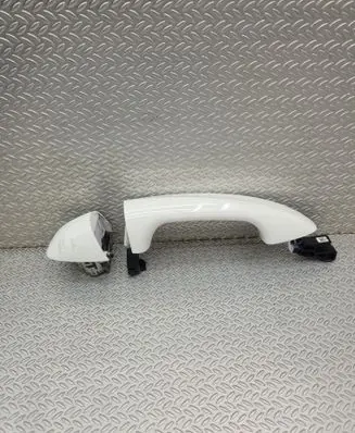 Mercedes-Benz CLA C118 X118 Front door exterior handle A0997601359 A0997661900