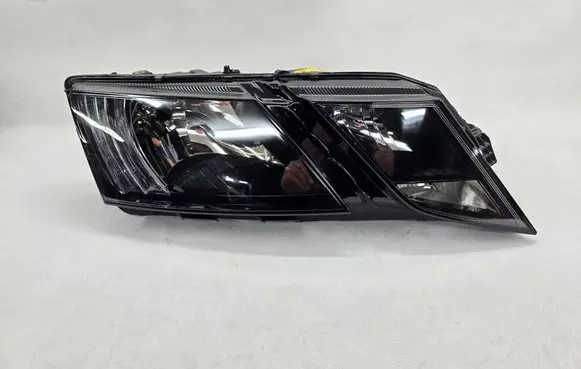 Skoda Octavia Mk3 (5E) Headlight/headlamp 5E1941016C
