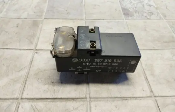 Coolant fan relay
