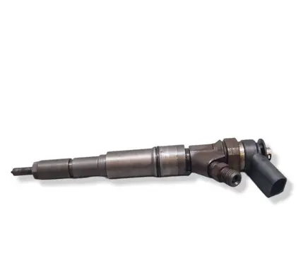 BMW 7 E65 E66 Fuel injector 0445110131 7789661