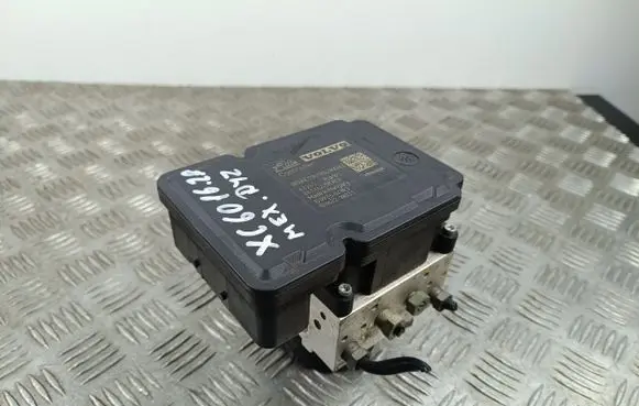 Volvo XC60 ABS Pump P31423348