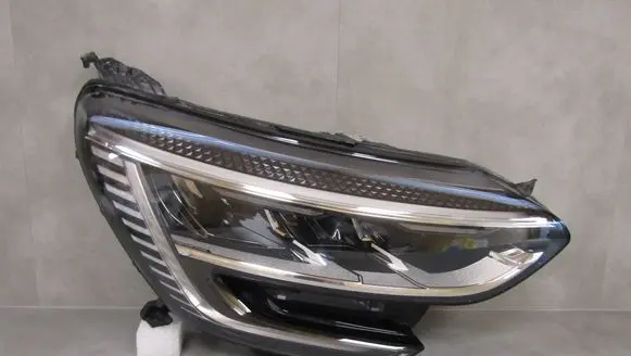 Renault Megane IV Headlight/headlamp 260105675R 8260105675R 90196963