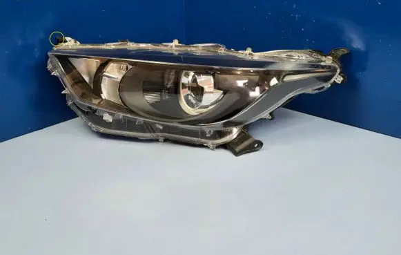 Toyota Yaris XP210 Headlight/headlamp 8115052N60 UOKO6