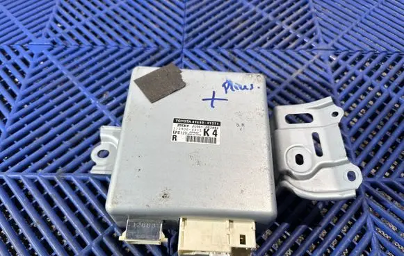 Toyota Prius+ (ZVW40) Other control units/modules 8965047371