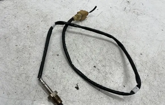Audi A5 Exhaust gas temperature sensor 8W0906088F