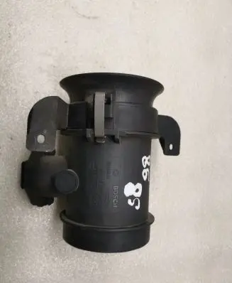 Audi A8 S8 D2 4D Mass air flow meter 077133471E 0280217813
