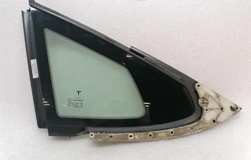 Tesla Model S Rear door window glass 105182099A