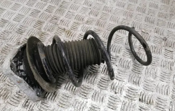 Mercedes-Benz B W246 W242 Front coil spring