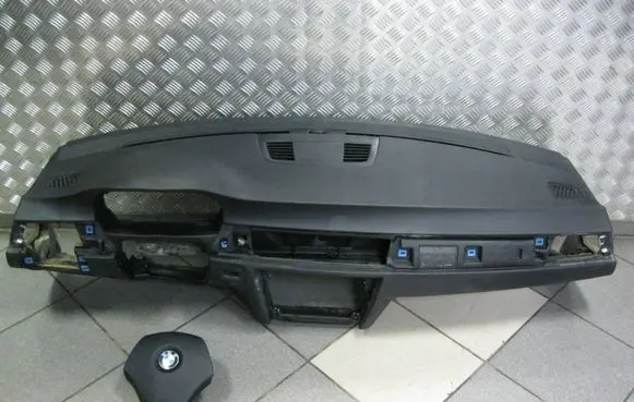 BMW 3 E90 E91 Dashboard
