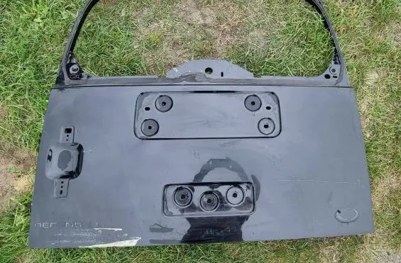 Land Rover Defender Tailgate/trunk/boot lid