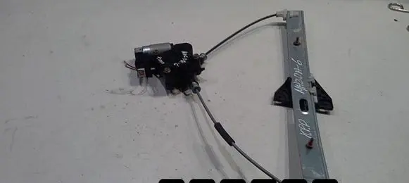 Mazda 6 Front door window regulator with motor cm011060