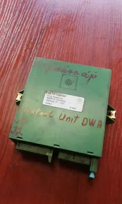 BMW 5 E34 Alarm control unit/module 1388907