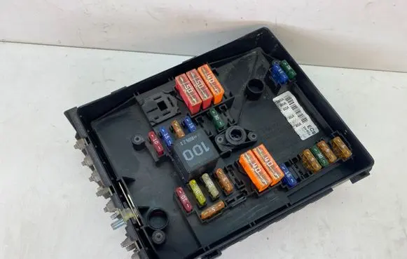 Volkswagen Eos Fuse module 1K0937125 017183071