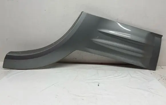 Mitsubishi Pajero Rear door trim (molding) MR478761
