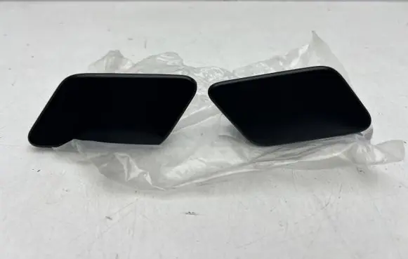 BMW X3 F25 Headlight washer spray nozzle cap/cover 7212953