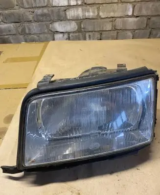 Audi A6 S6 C4 4A Headlight/headlamp 13797100