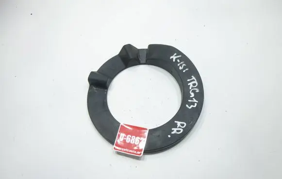 Coil spring mount