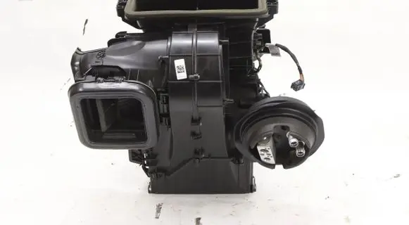 BMW 1 F40 Heater blower radiator 9383117