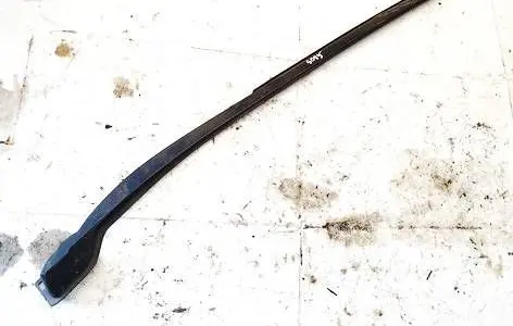 Renault Zoe Front door glass trim molding 727607077r