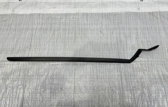 Ford Focus ST Windshield trim JX7B-A03194