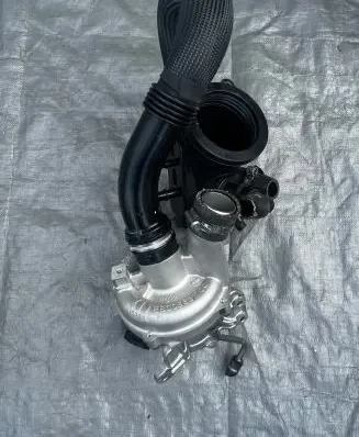 Maserati Levante Intercooler air guide/duct channel 670053899 YEE035436500104 E4897010