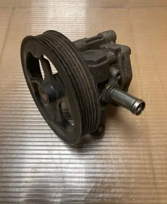 Citroen C-Crosser Power steering pump