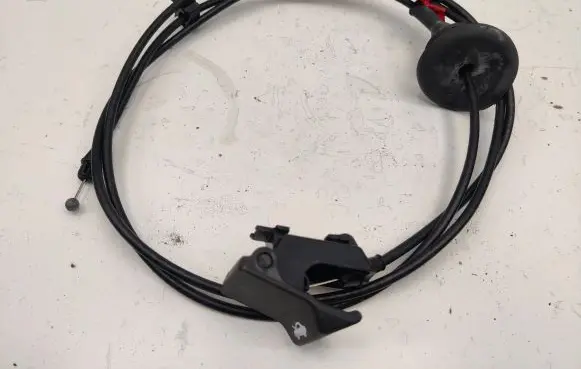 Chevrolet Camaro Engine bonnet/hood lock release cable 23320281