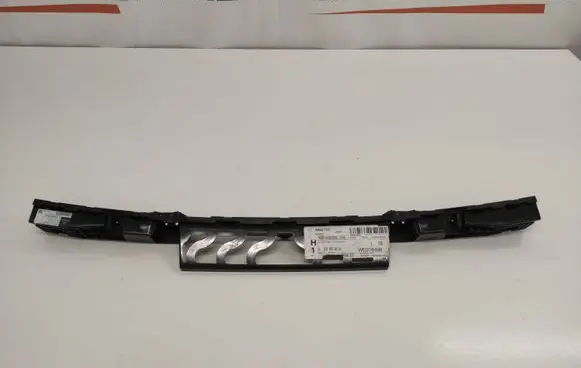 Mercedes-Benz C W206 Front bumper mounting bracket A2068809603 2A03T07