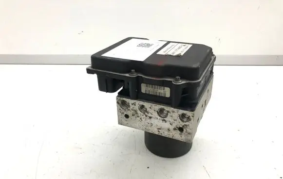 BMW 5 E60 E61 ABS Pump 6774852 6766550