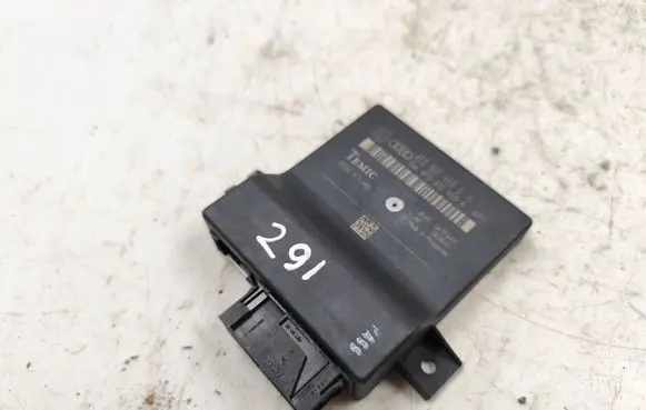 Audi A6 S6 C6 4F Gateway control module 4F0907468D 4F0910468A