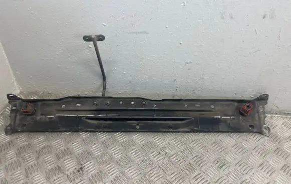 Mercedes-Benz C W204 Top upper radiator support slam panel A2046200272