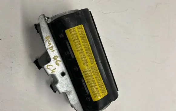 Audi A6 S6 C4 4A Passenger airbag 00062516C 001069259 61051