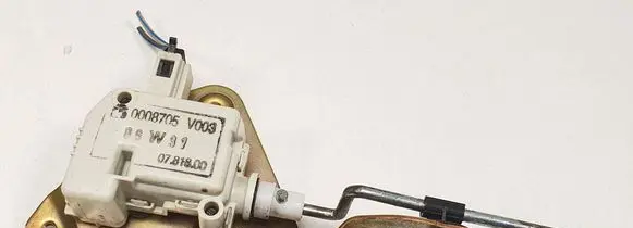 Smart ForTwo I Fuel tank cap lock 0008705V003