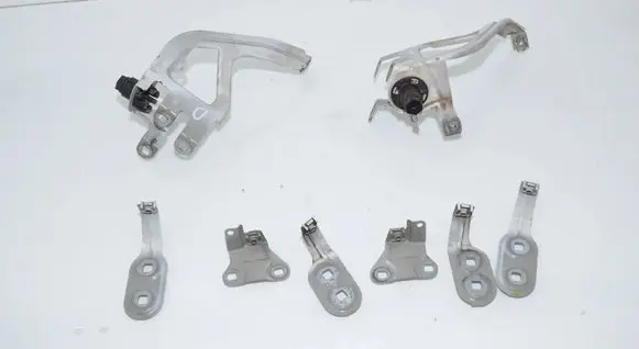 BMW 5 F10 F11 Fender mounting bracket 7207209 41307207209 7207210