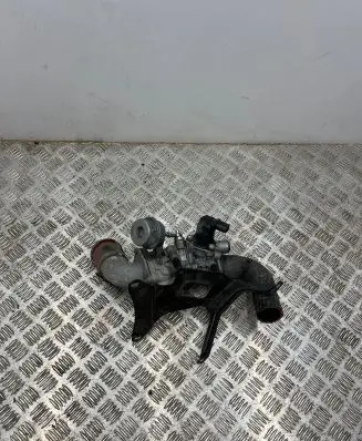 Land Rover Discovery 4 - LR4 EGR valve 70220704 45175S01 P416B