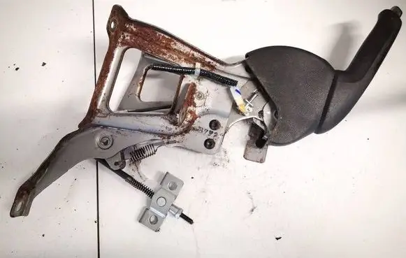 Honda CR-V Handbrake/parking brake lever assembly