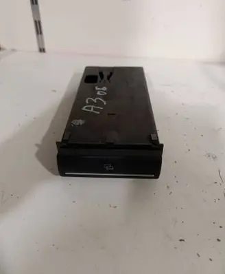 Audi A3 S3 8P Dashboard storage box/compartment 8P0941561G