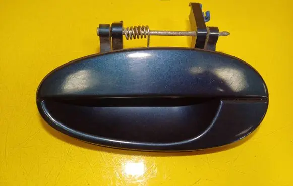Chevrolet Rezzo Front door exterior handle
