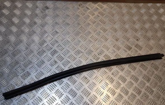Audi Q7 4M Rear door glass trim molding 4M0639479