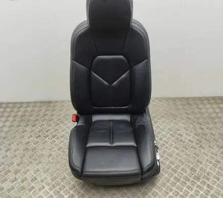 Porsche Macan (95B) Front driver seat 8K0881105T