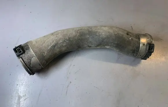 BMW 1 F20 F21 Intercooler hose/pipe 11617810616 7810616