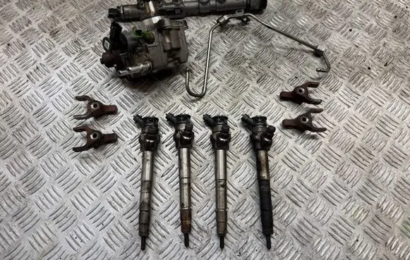 Land Rover Range Rover Velar Fuel injection system set G4D39B395BA G4D39K546BB