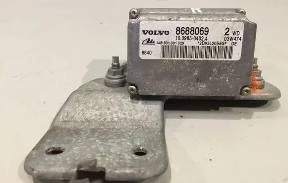 Volvo V70 ESP acceleration yaw rate sensor 8688069