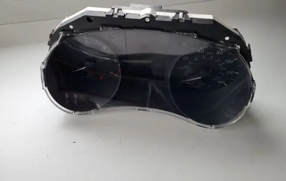 Nissan Qashqai Speedometer (instrument cluster)