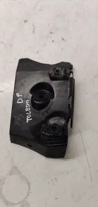 Front bumper mounting bracket