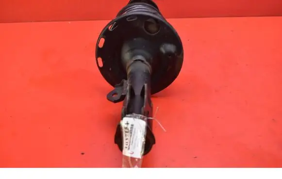 Toyota Avensis Verso Front shock absorber/damper DSB378G
