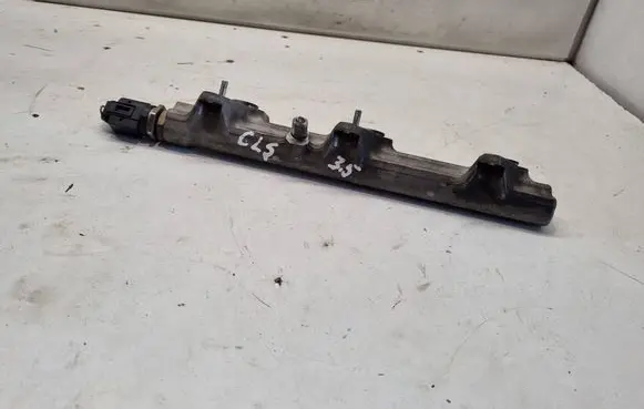 Mercedes-Benz CLS C219 Fuel main line pipe A2720705332