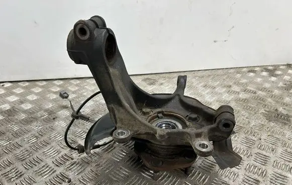 Nissan Rogue Front wheel hub 400145HA0A 400144BA0A