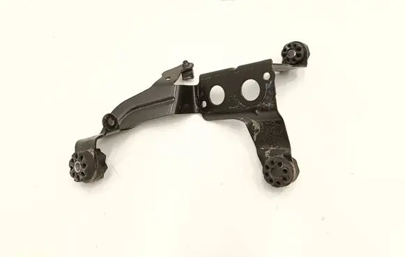 BMW X3 G01 ABS pump bracket 6871296