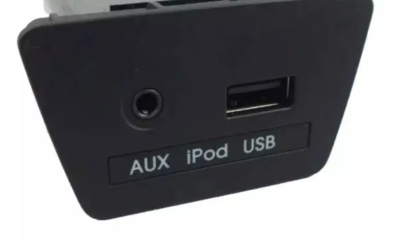 Hyundai i30 USB socket connector 84760A6950RY